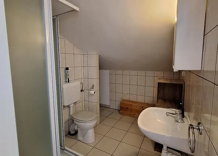 Alpenklub بيت ضيافة 3*